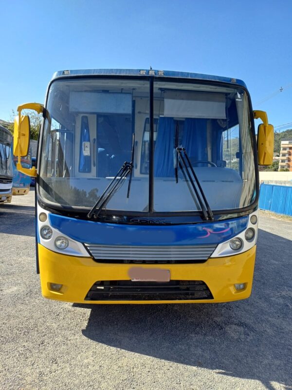 COMIL-VERSATILE-VOLKS-17.230-ANO-2013-1-600x800