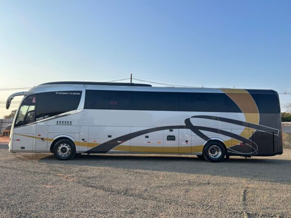 IRIZAR-I6S-VOLVO-B340R-4X2-COMPLETO-ANO-2015-MOD.-2016-3-600x450
