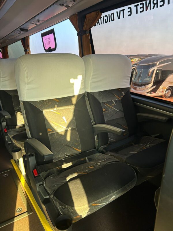 IRIZAR-I6S-VOLVO-B340R-4X2-COMPLETO-ANO-2015-MOD.-2016-6-600x800
