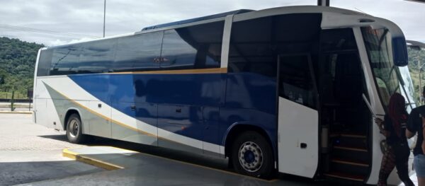 IRIZAR-MERCEDES-O500R-ANO-2011-2-600x263