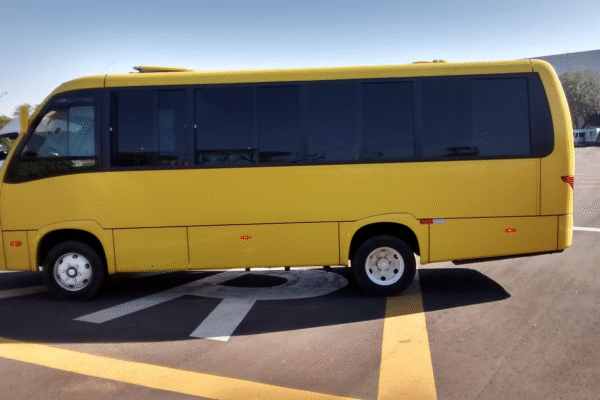 🚌-VOLARE-W7-–-Ano-2015-Modelo-2016-3-600x400