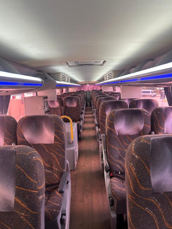 COMIL-INVICTUS-DD-VOLVO-B450-8X2-ANO-2019-13-600x800
