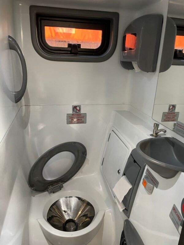 MARCOPOLO-DD-NEW-G7-VOLVO-B450R-8X2-ANO-2019-MOD.-2020-4-600x800