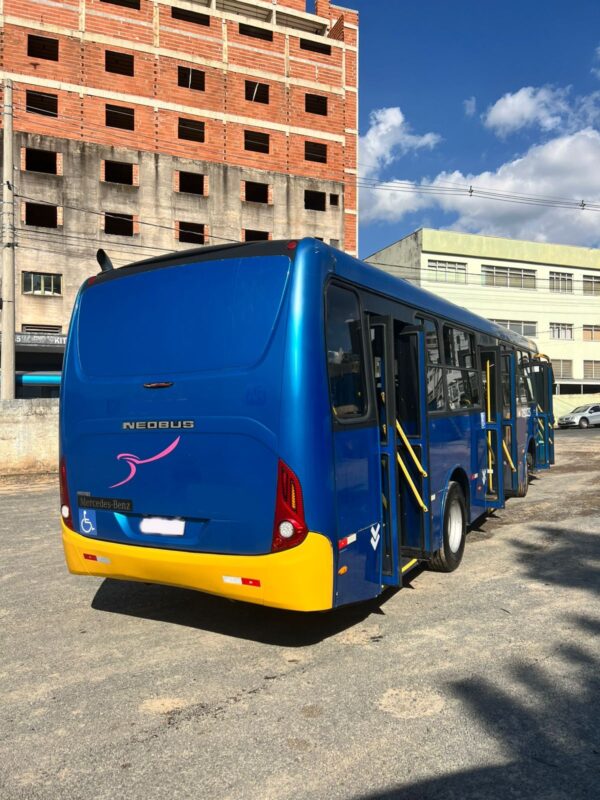NEOBUS-MEGA-MERCEDES-1721-ANO-2016-3-600x800