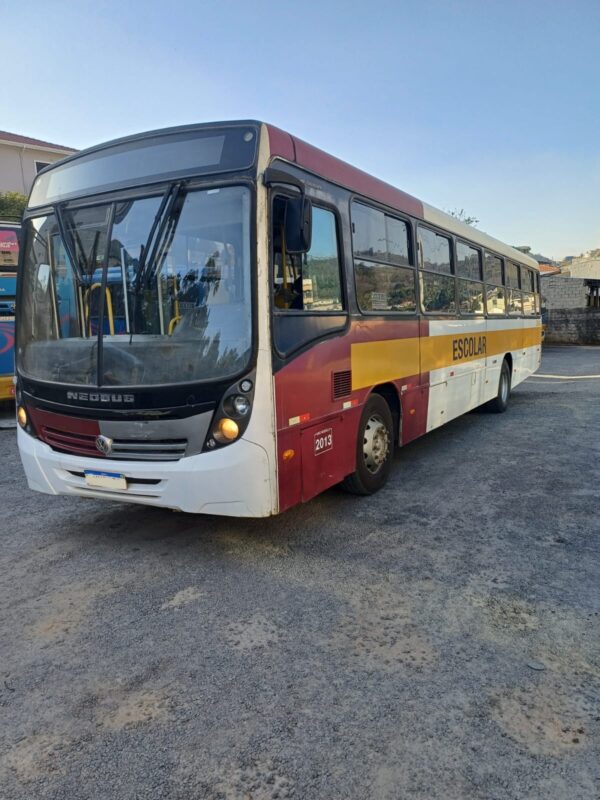 NEOBUS-MEGA-VOLKS-17.230-ANO-2013-1-600x800