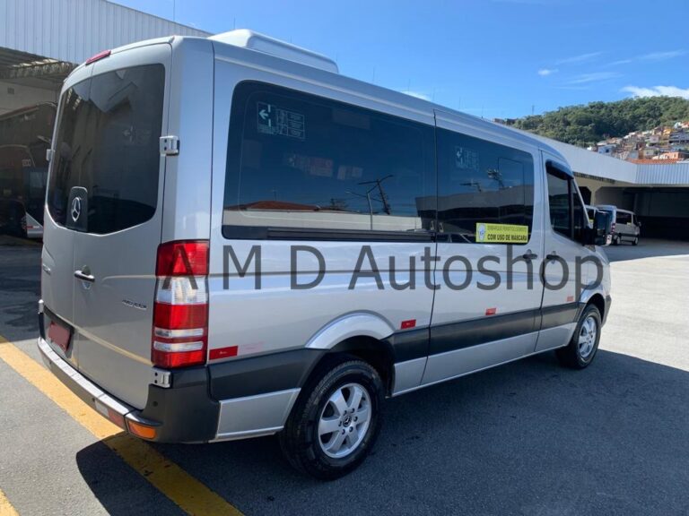 Sprinter-415-Luxo-Teto-Baixo-Ano-2018-mod.-2019-3