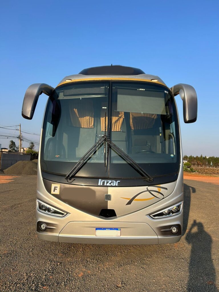 IRIZAR I6S VOLVO B340R 4X2 COMPLETO ANO 2015 MOD. 2016 - 1