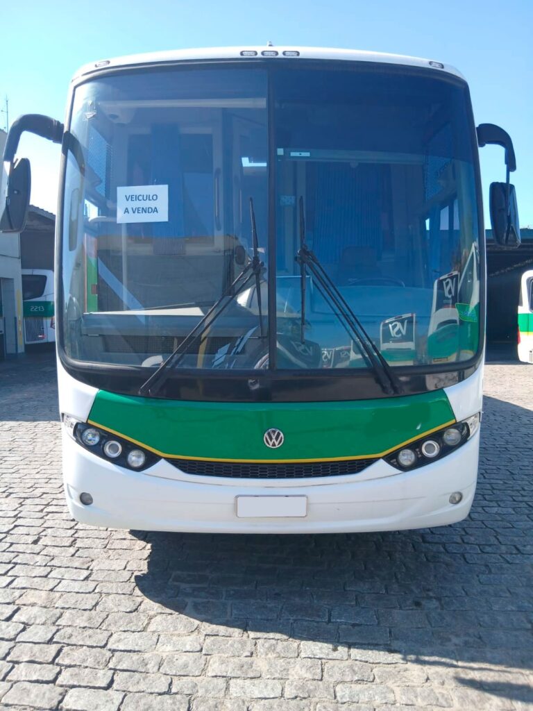 COMIL CAMPIONE R VOLKS 17.260 ANO 2010 - 1