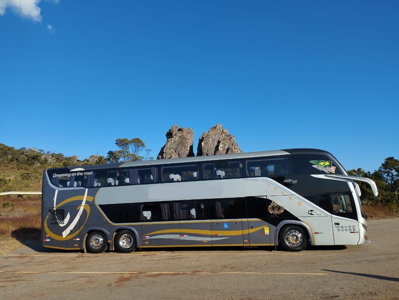 DD COMIL CAMPIONE INVICTUS VOLVO B420 ANO 2022 MOD. 2023 - 2