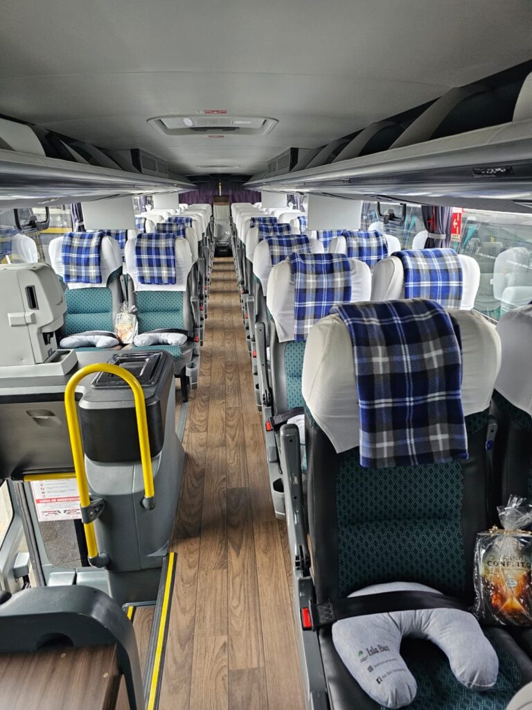 DD COMIL CAMPIONE INVICTUS VOLVO B420 ANO 2022 MOD. 2023 - 6