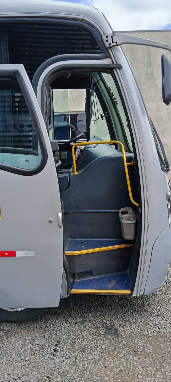 NEOBUS THUNDER PLUS VOLKS 9.130 ANO 2011 MOD. 2012 - 5