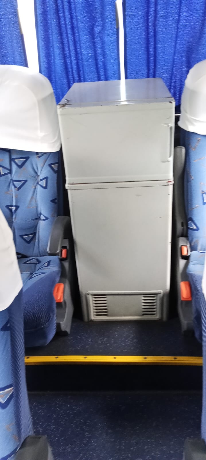 NEOBUS THUNDER PLUS VOLKS 9.130 ANO 2011 MOD. 2012 - 9