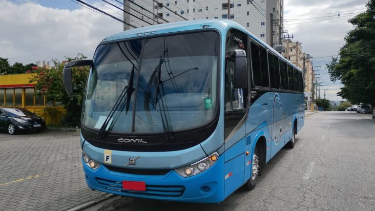 COMIL CAMPIONE 3.25 VOLVO B270 ANO 2017 MOD. 2018 - 2