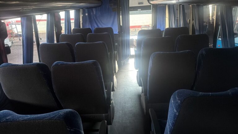 COMIL CAMPIONE 3.25 VOLVO B270 ANO 2017 MOD. 2018 - 8