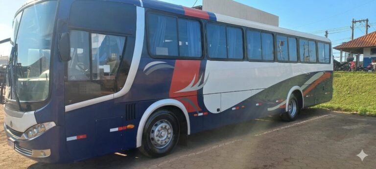 COMIL CAMPIONE 3.25 VOLKS 17.230 ANO 2013 - 2